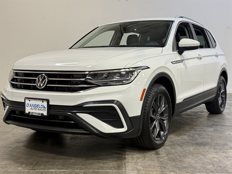 2022 Volkswagen Tiguan SE   - Photo 3 - Hillsboro, OR 97124