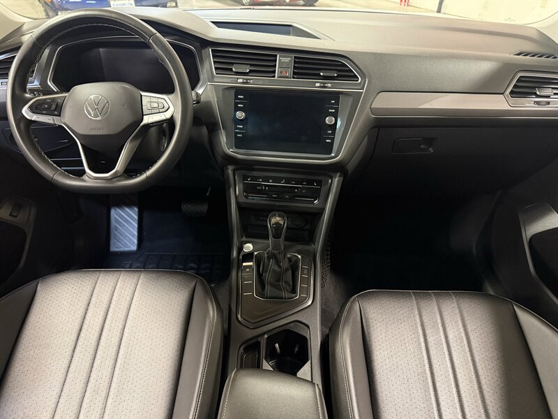 2022 Volkswagen Tiguan SE   - Photo 16 - Hillsboro, OR 97124
