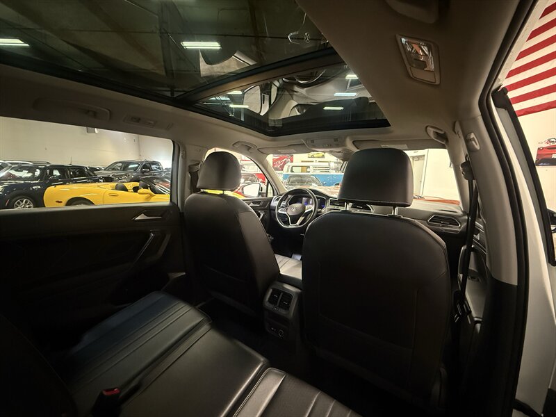 2022 Volkswagen Tiguan SE   - Photo 17 - Hillsboro, OR 97124