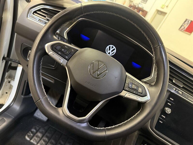 2022 Volkswagen Tiguan SE   - Photo 20 - Hillsboro, OR 97124