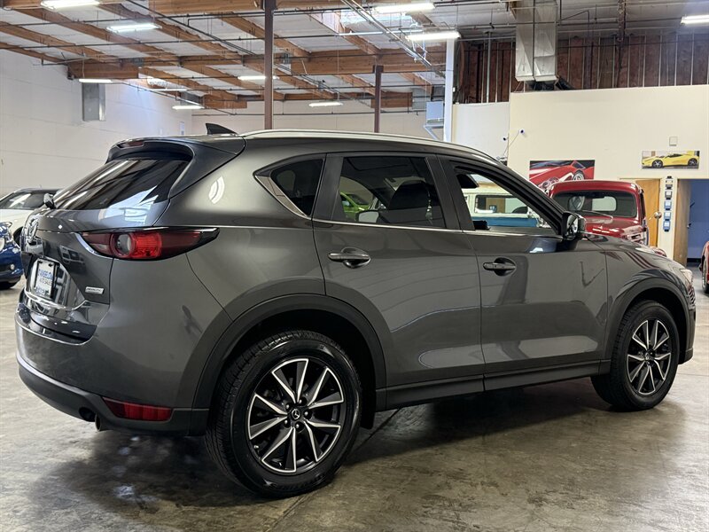 2018 Mazda CX-5 Touring   - Photo 7 - Hillsboro, OR 97124