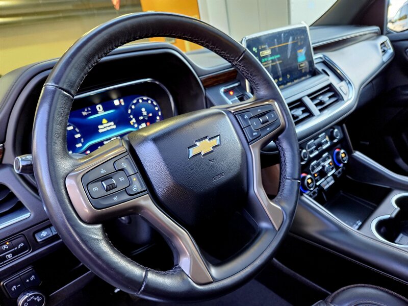 2022 Chevrolet Suburban High Country   - Photo 20 - Hillsboro, OR 97124