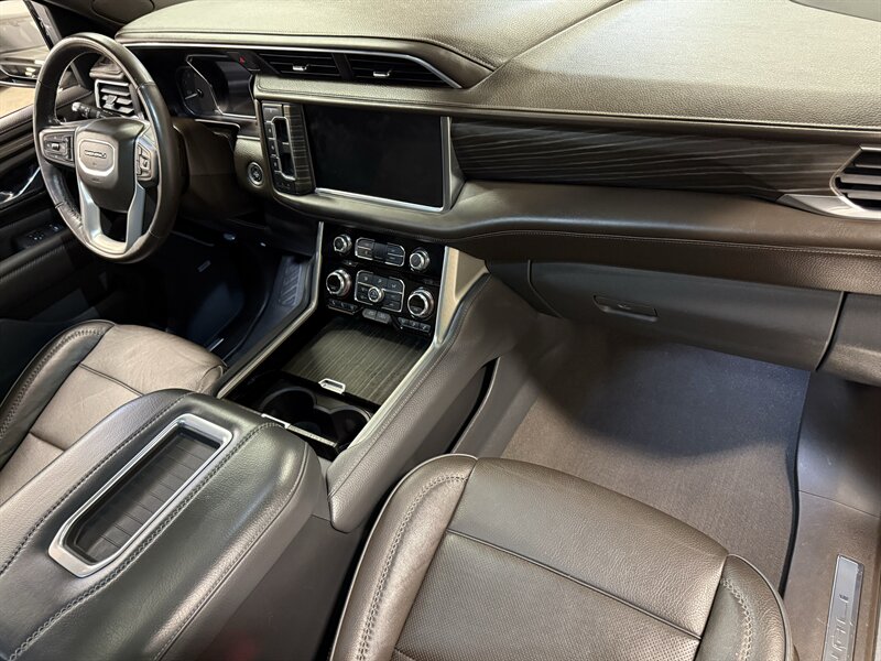 2021 GMC Yukon Denali   - Photo 15 - Hillsboro, OR 97124