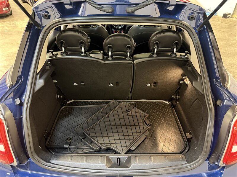 2017 MINI Hardtop 4 Door Cooper S - Photo 32 - Hillsboro, OR 97124