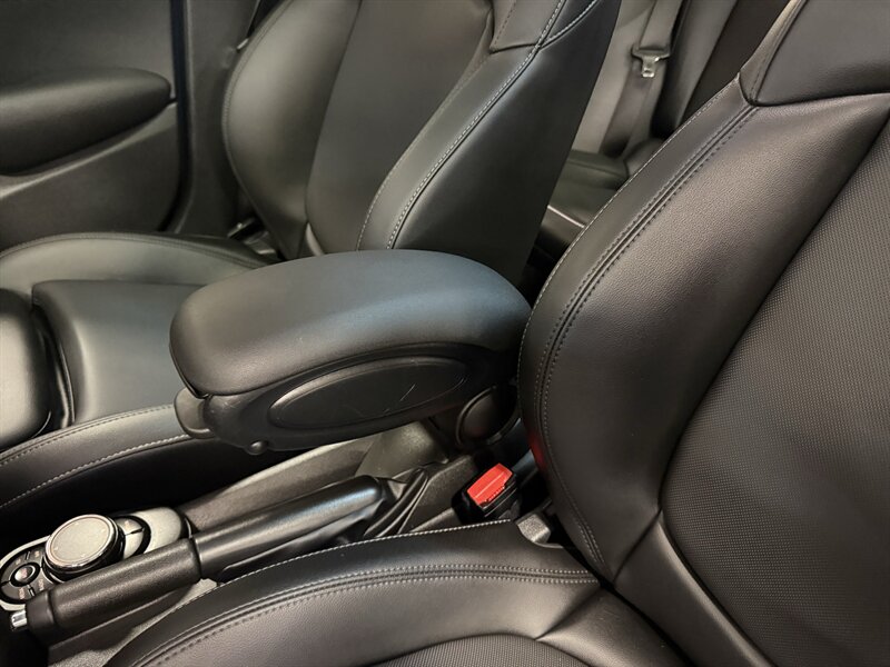2017 MINI Hardtop 4 Door Cooper S - Photo 27 - Hillsboro, OR 97124