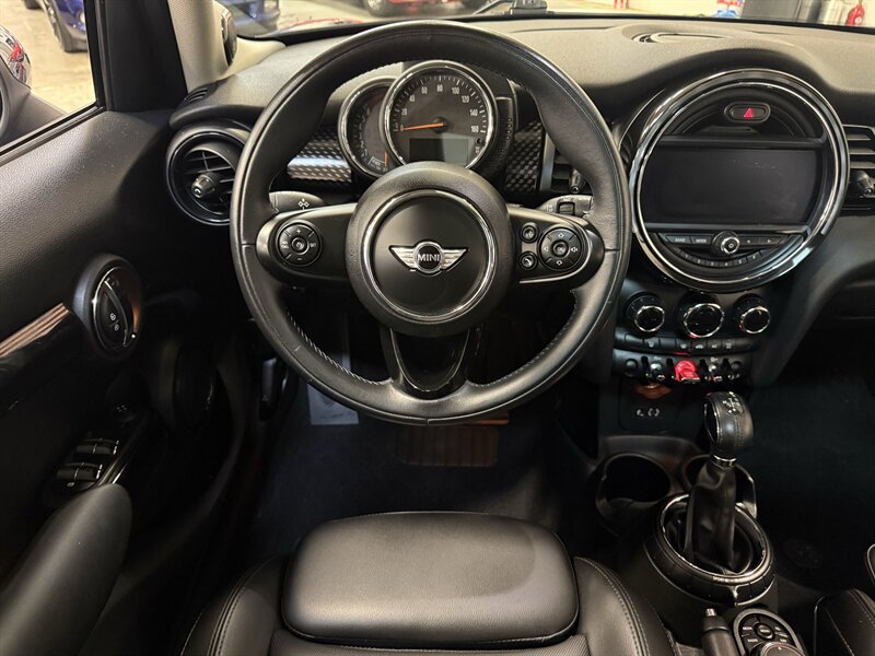 2017 MINI Hardtop 4 Door Cooper S - Photo 16 - Hillsboro, OR 97124