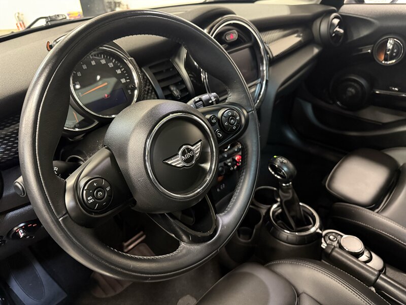 2017 MINI Hardtop 4 Door Cooper S - Photo 18 - Hillsboro, OR 97124