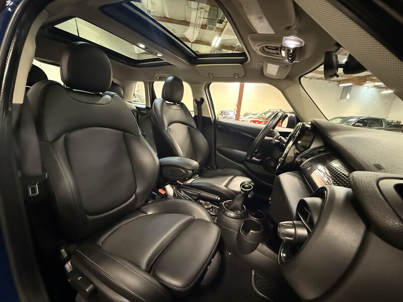 2017 MINI Hardtop 4 Door Cooper S - Photo 13 - Hillsboro, OR 97124
