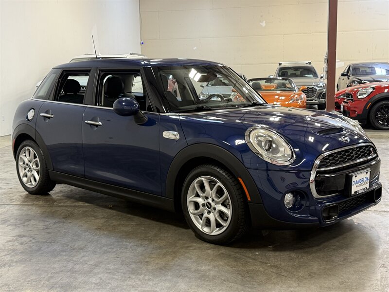 2017 MINI Hardtop 4 Door Cooper S - Photo 9 - Hillsboro, OR 97124