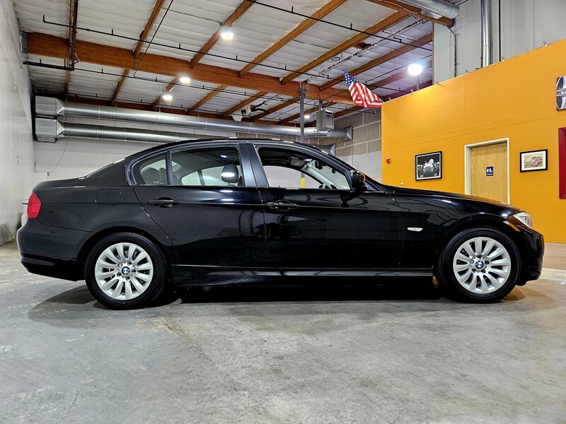 2009 BMW 3 Series 328i - Photo 4 - Hillsboro, OR 97124