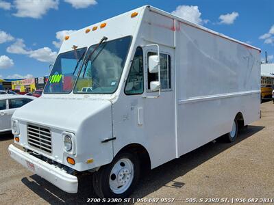 1992 Chevrolet P 32   - Photo 2 - McAllen, TX 78503