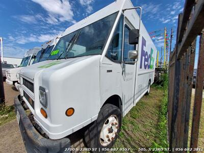 1998 Freightliner Panel Truck   - Photo 2 - McAllen, TX 78503