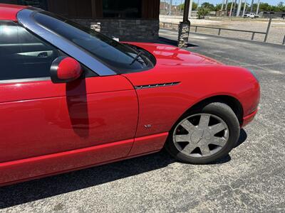 2003 Ford Thunderbird Deluxe   - Photo 18 - Nocona, TX 76255