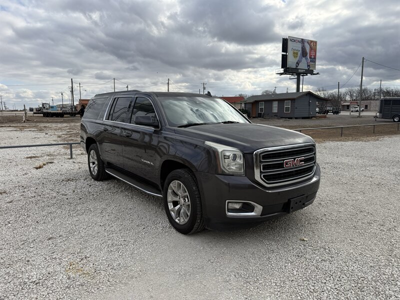 2016 GMC Yukon XL SLT   - Photo 1 - Nocona, TX 76255