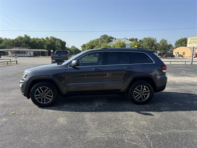 2020 Jeep Grand Cherokee Laredo - Photo 6 - Nocona, TX 76255