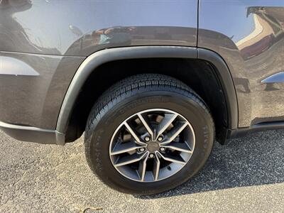 2020 Jeep Grand Cherokee Laredo - Photo 16 - Nocona, TX 76255