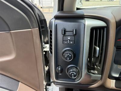 2015 Chevrolet Silverado 1500 LT Z71 4WD   - Photo 17 - Nocona, TX 76255