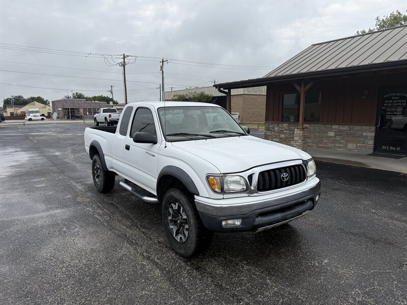 2003 Toyota Tacoma V6 - Photo 1 - Nocona, TX 76255