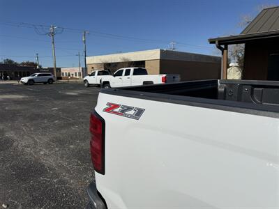 2015 Chevrolet Silverado 1500 LT Z71   - Photo 22 - Nocona, TX 76255