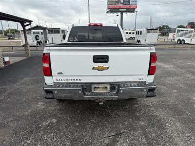 2018 Chevrolet Silverado 1500 LTZ   - Photo 4 - Nocona, TX 76255