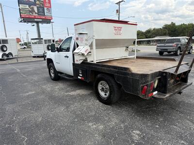 2010 GMC Sierra 2500 Work Truck   - Photo 5 - Nocona, TX 76255