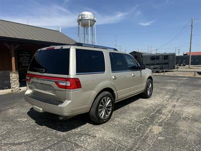2017 Lincoln Navigator Select - Photo 3 - Nocona, TX 76255