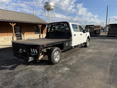 2019 Ford F-250 XL   - Photo 3 - Nocona, TX 76255