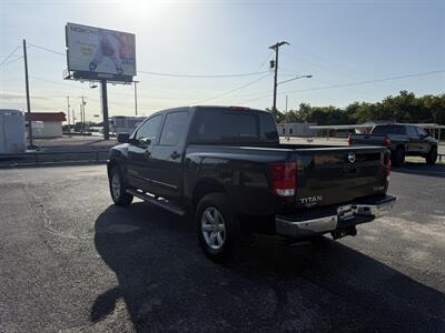 2013 Nissan Titan SV 4WD - Photo 5 - Nocona, TX 76255