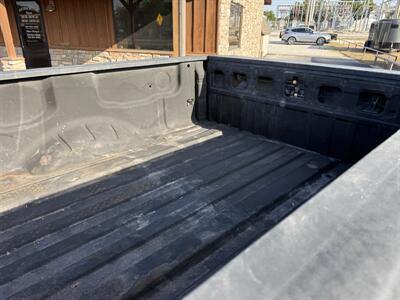 2013 Nissan Titan SV 4WD - Photo 18 - Nocona, TX 76255