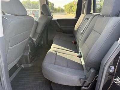 2013 Nissan Titan SV 4WD - Photo 11 - Nocona, TX 76255