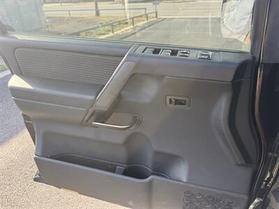2013 Nissan Titan SV 4WD - Photo 16 - Nocona, TX 76255