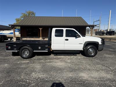 2007 Chevrolet Silverado 3500   - Photo 2 - Nocona, TX 76255