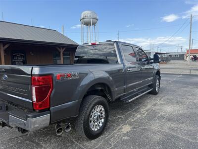 2020 Ford F-250 XLT   - Photo 3 - Nocona, TX 76255