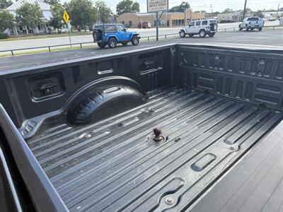2020 Ford F-250 XLT   - Photo 17 - Nocona, TX 76255