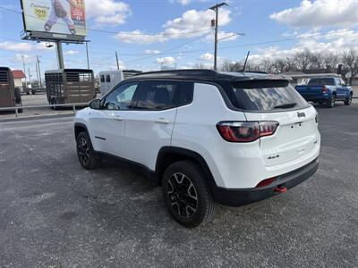 2019 Jeep Compass Trailhawk   - Photo 5 - Nocona, TX 76255