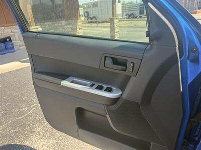 2012 Ford Escape XLT - Photo 15 - Nocona, TX 76255