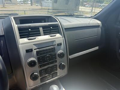 2012 Ford Escape XLT - Photo 13 - Nocona, TX 76255