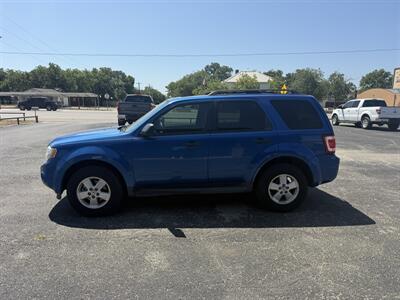 2012 Ford Escape XLT - Photo 6 - Nocona, TX 76255