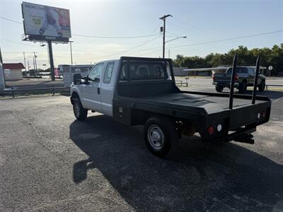 2012 Ford 250 XL 4WD - Photo 5 - Nocona, TX 76255