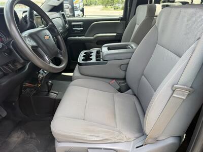 2016 Chevrolet Silverado 3500 4WD - Photo 9 - Nocona, TX 76255