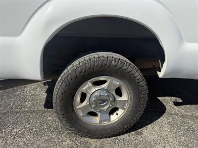 2015 Ford F-250 XLT 4WD   - Photo 18 - Nocona, TX 76255