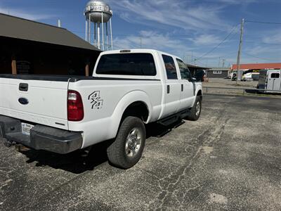 2015 Ford F-250 XLT 4WD   - Photo 3 - Nocona, TX 76255
