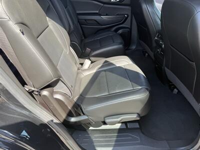 2023 GMC Acadia SLT   - Photo 11 - Nocona, TX 76255