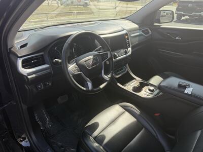 2023 GMC Acadia SLT   - Photo 14 - Nocona, TX 76255