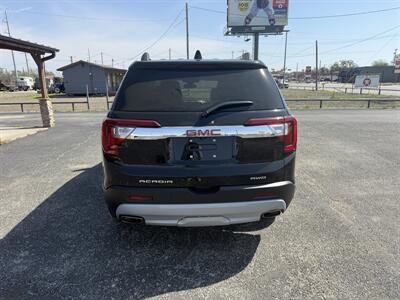 2023 GMC Acadia SLT   - Photo 4 - Nocona, TX 76255
