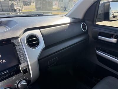2021 Toyota Tundra SR5   - Photo 15 - Nocona, TX 76255