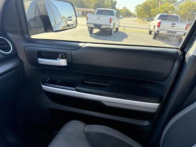 2021 Toyota Tundra SR5   - Photo 14 - Nocona, TX 76255