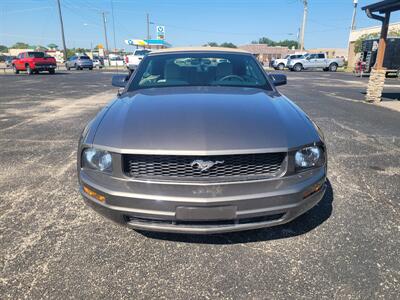 2005 Ford Mustang V6 Deluxe   - Photo 8 - Nocona, TX 76255