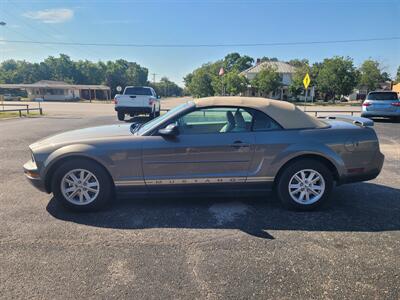 2005 Ford Mustang V6 Deluxe   - Photo 6 - Nocona, TX 76255