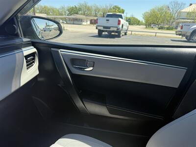 2014 Toyota Corolla LE   - Photo 14 - Nocona, TX 76255